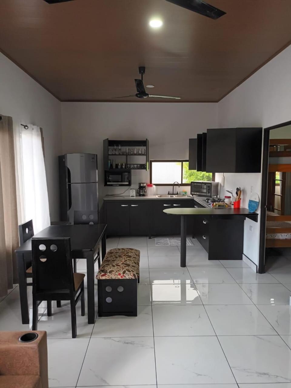 Apartamento Rodriguez เกโปส ภายนอก รูปภาพ