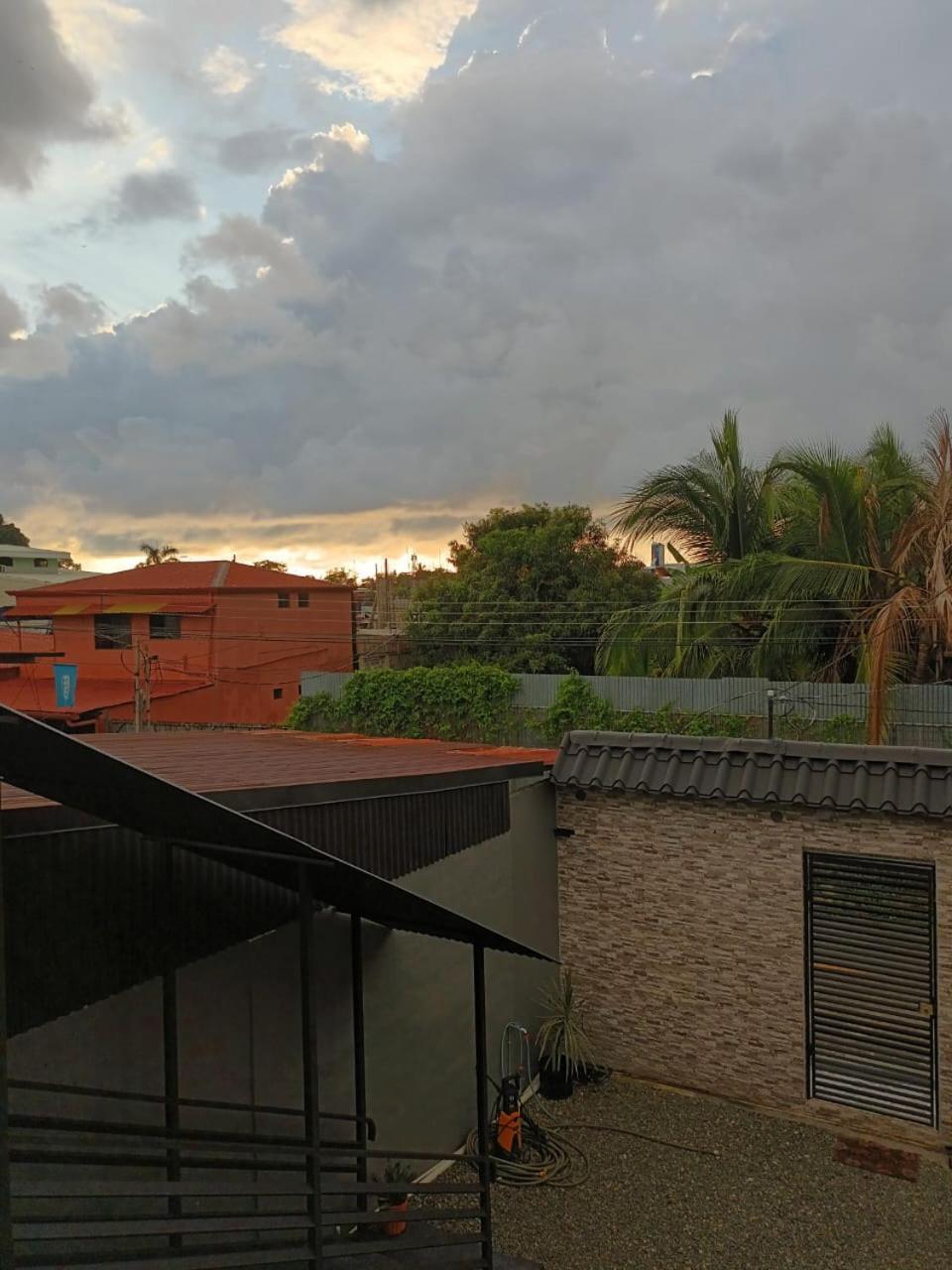Apartamento Rodriguez เกโปส ภายนอก รูปภาพ